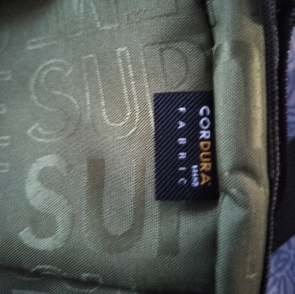 NWT SUPREME CORDURA CROSSBODY BAG - Picture 4 of 9